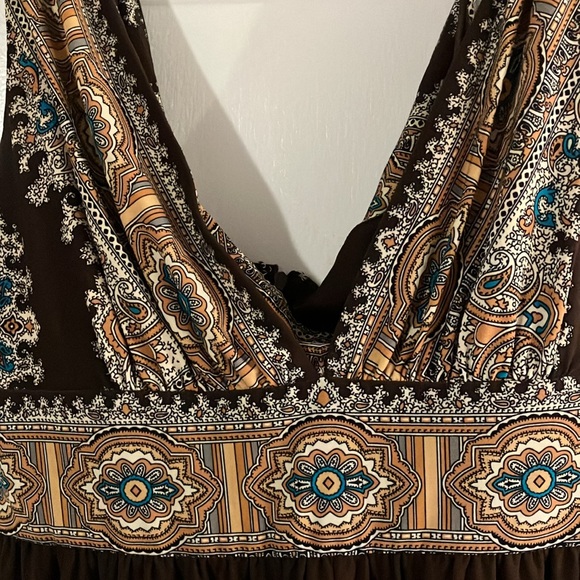 Perfect holiday dress ! Size 6 - Picture 4 of 10